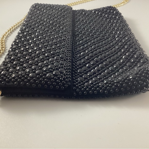 Vintage Handmade Black Beaded Purse With Satin Lining And 15” Gold Tone Chain. - Picture 7 of 10
